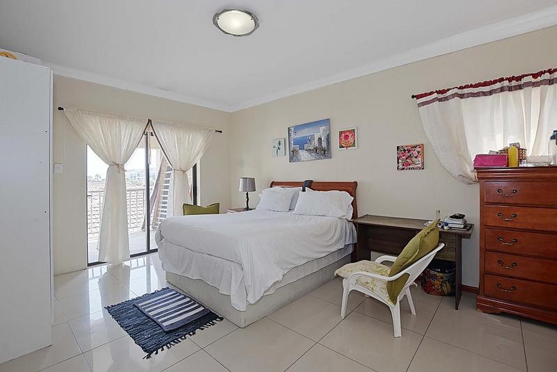 5 Bedroom Property for Sale in Parklands Western Cape